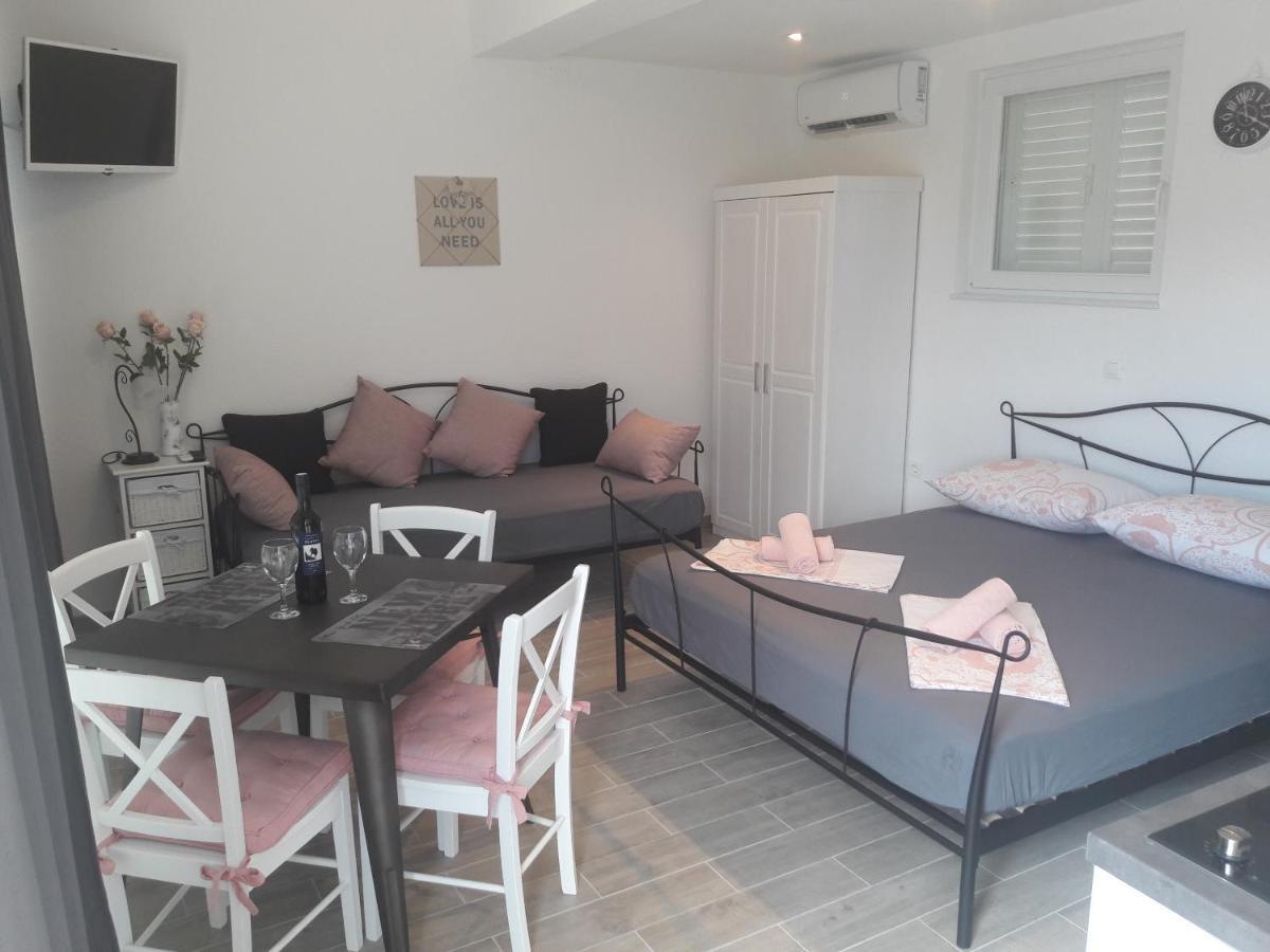Apartament Nessa & Meli Makarska Zewnętrze zdjęcie