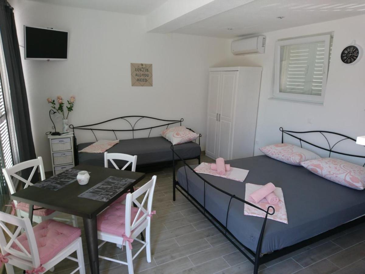 Apartament Nessa & Meli Makarska Zewnętrze zdjęcie