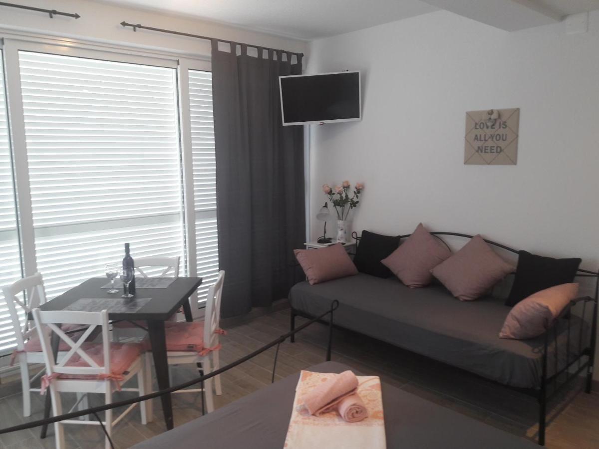 Apartament Nessa & Meli Makarska Zewnętrze zdjęcie