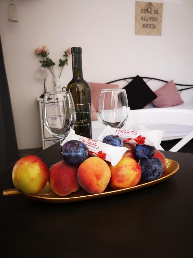 Apartament Nessa & Meli Makarska Zewnętrze zdjęcie
