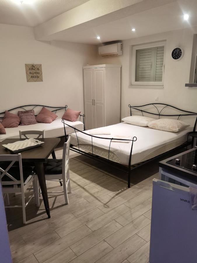Apartament Nessa & Meli Makarska Zewnętrze zdjęcie